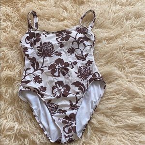 Bathing suit